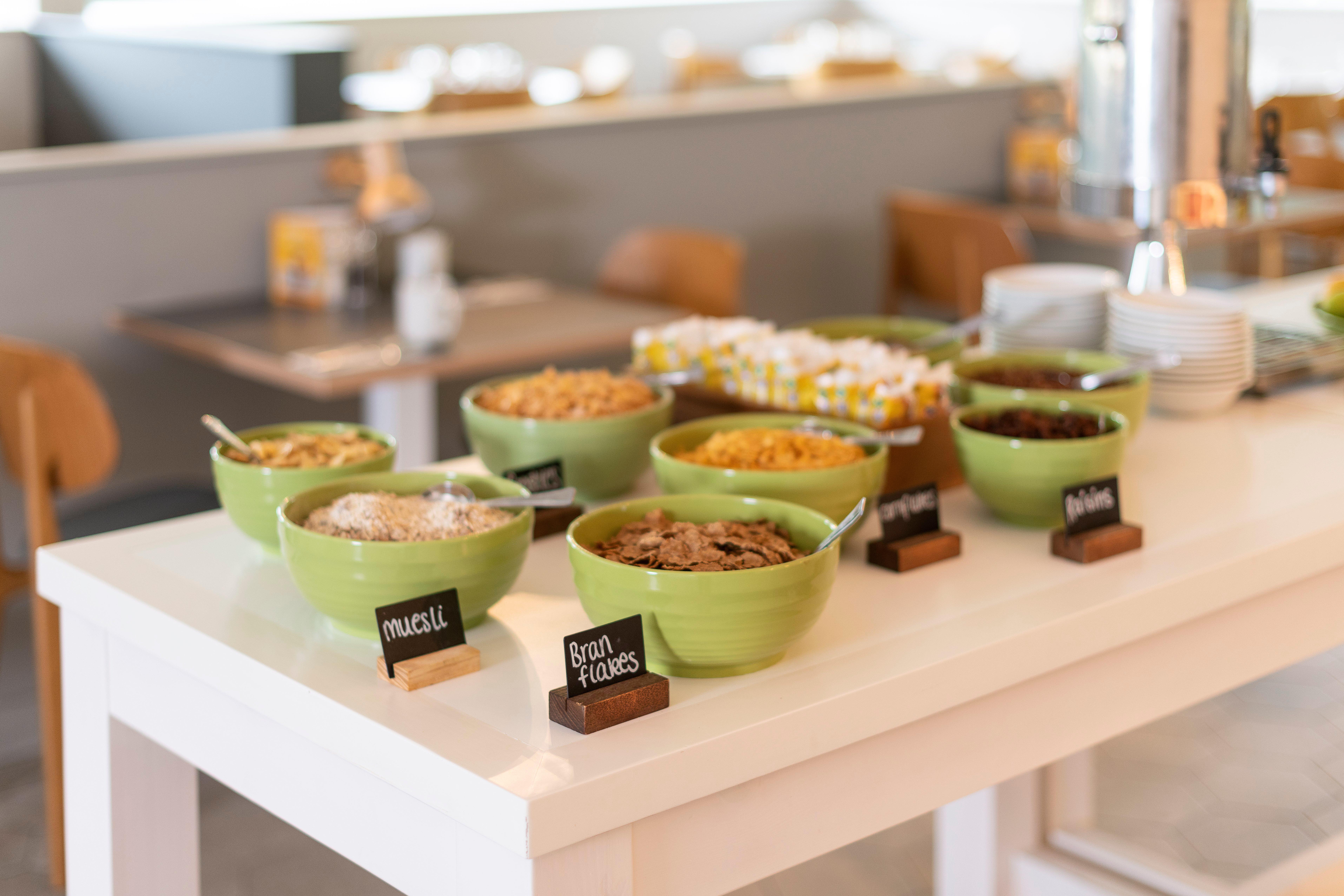 Holiday Inn Norwich, Ipswich Road By Ihg Bagian luar foto