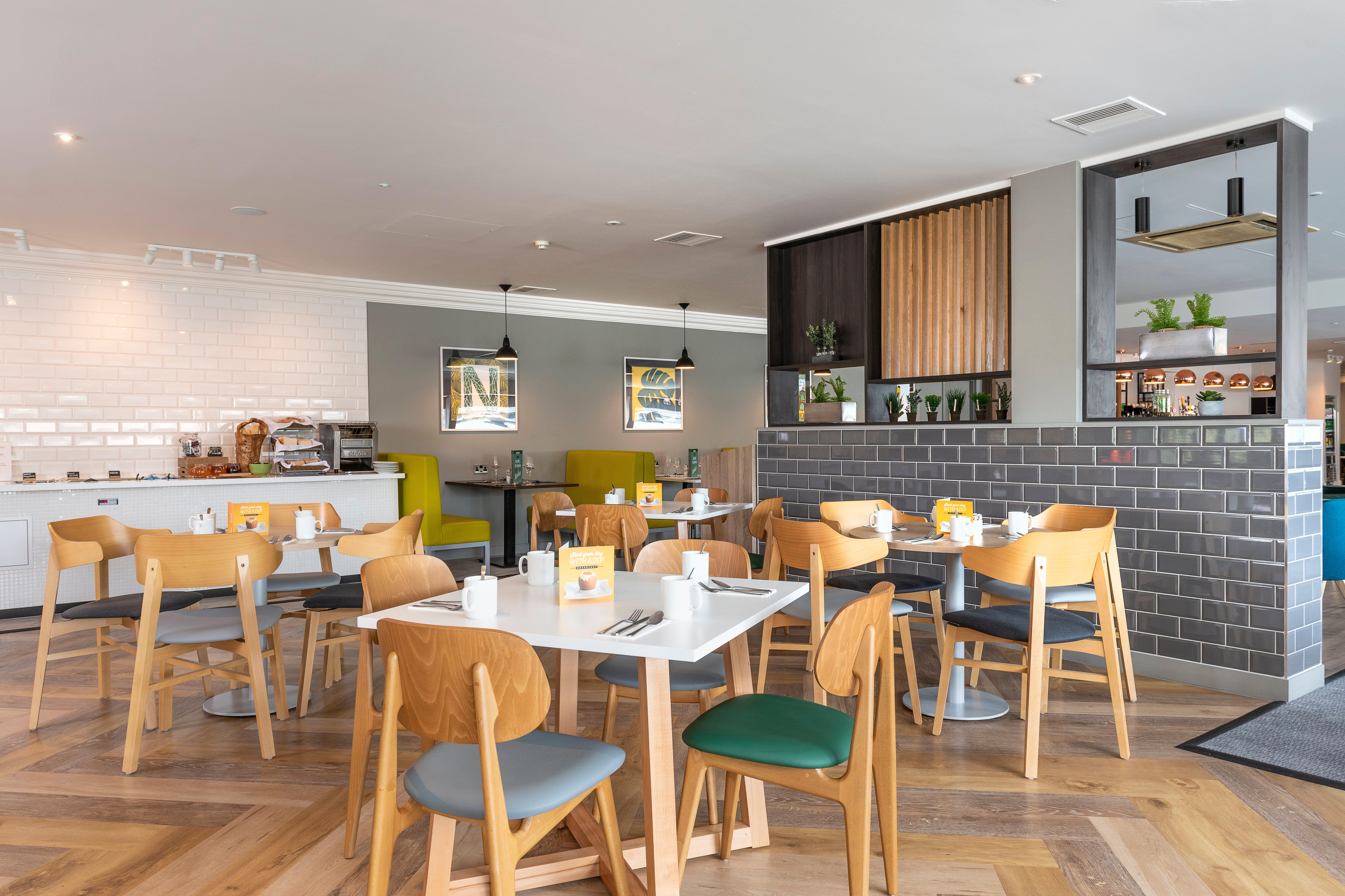 Holiday Inn Norwich, Ipswich Road By Ihg Bagian luar foto