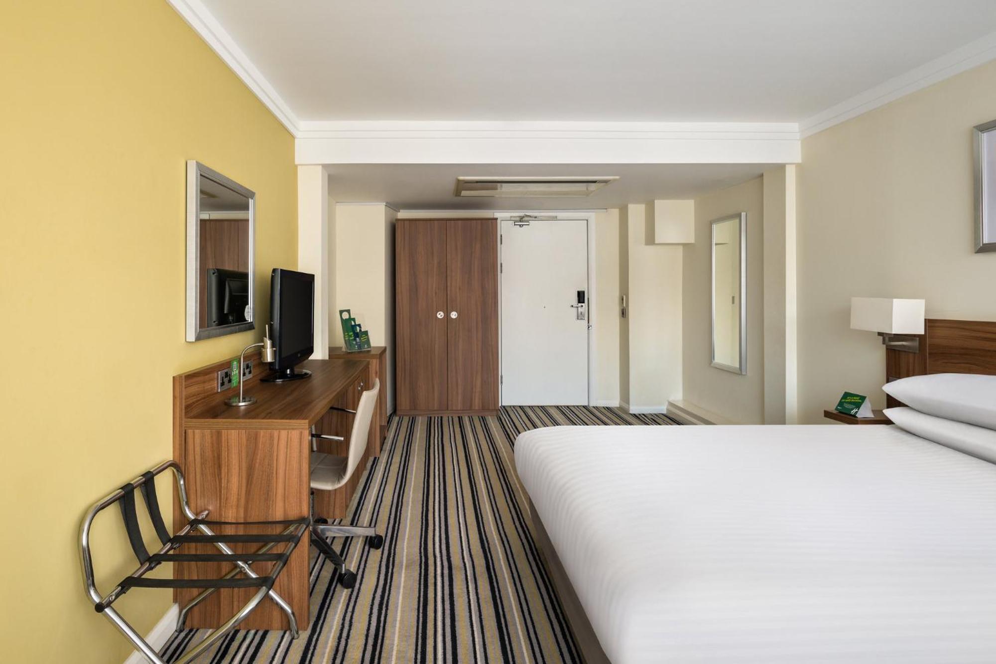 Holiday Inn Norwich, Ipswich Road By Ihg Bagian luar foto