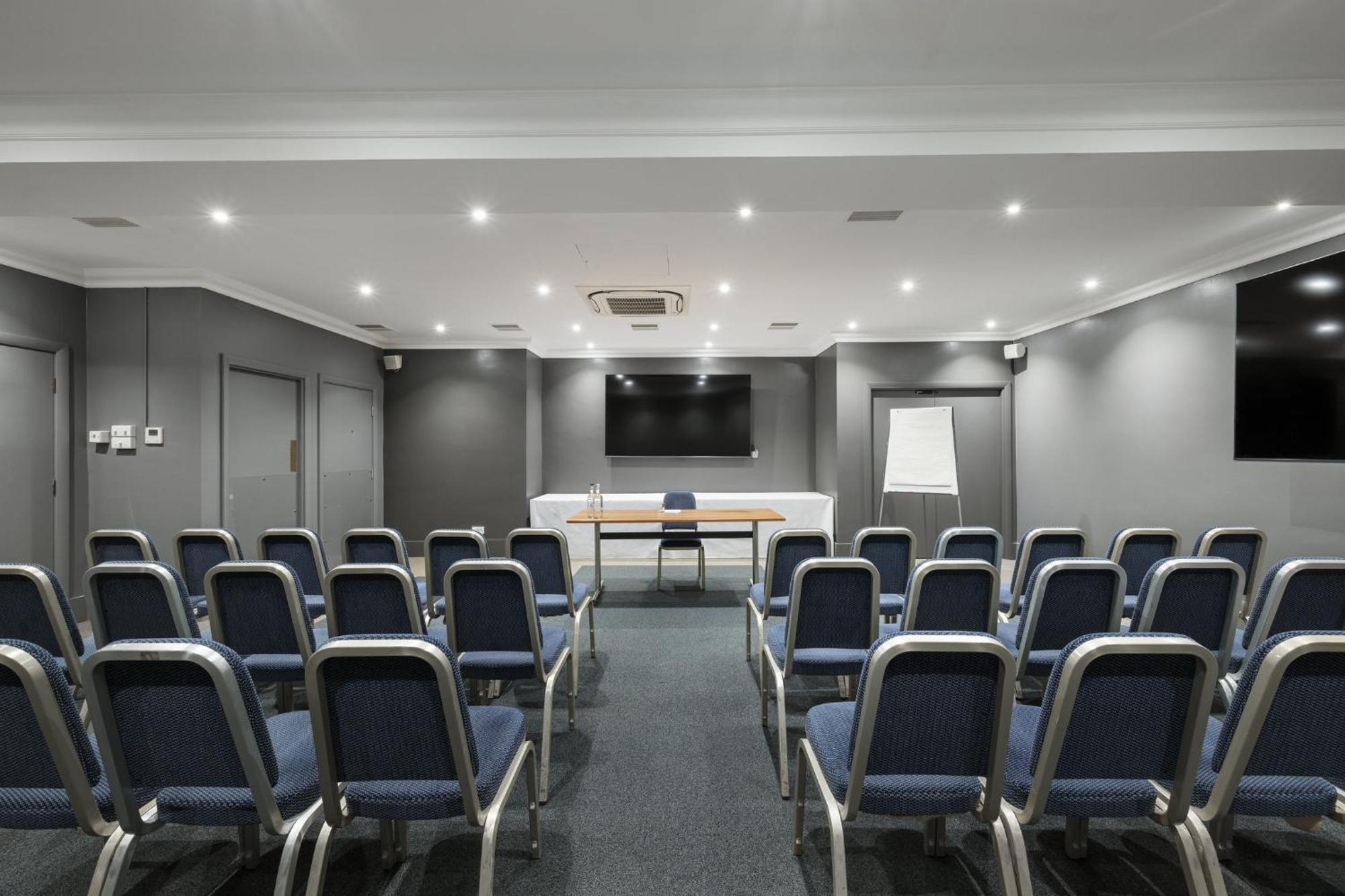 Holiday Inn Norwich, Ipswich Road By Ihg Bagian luar foto