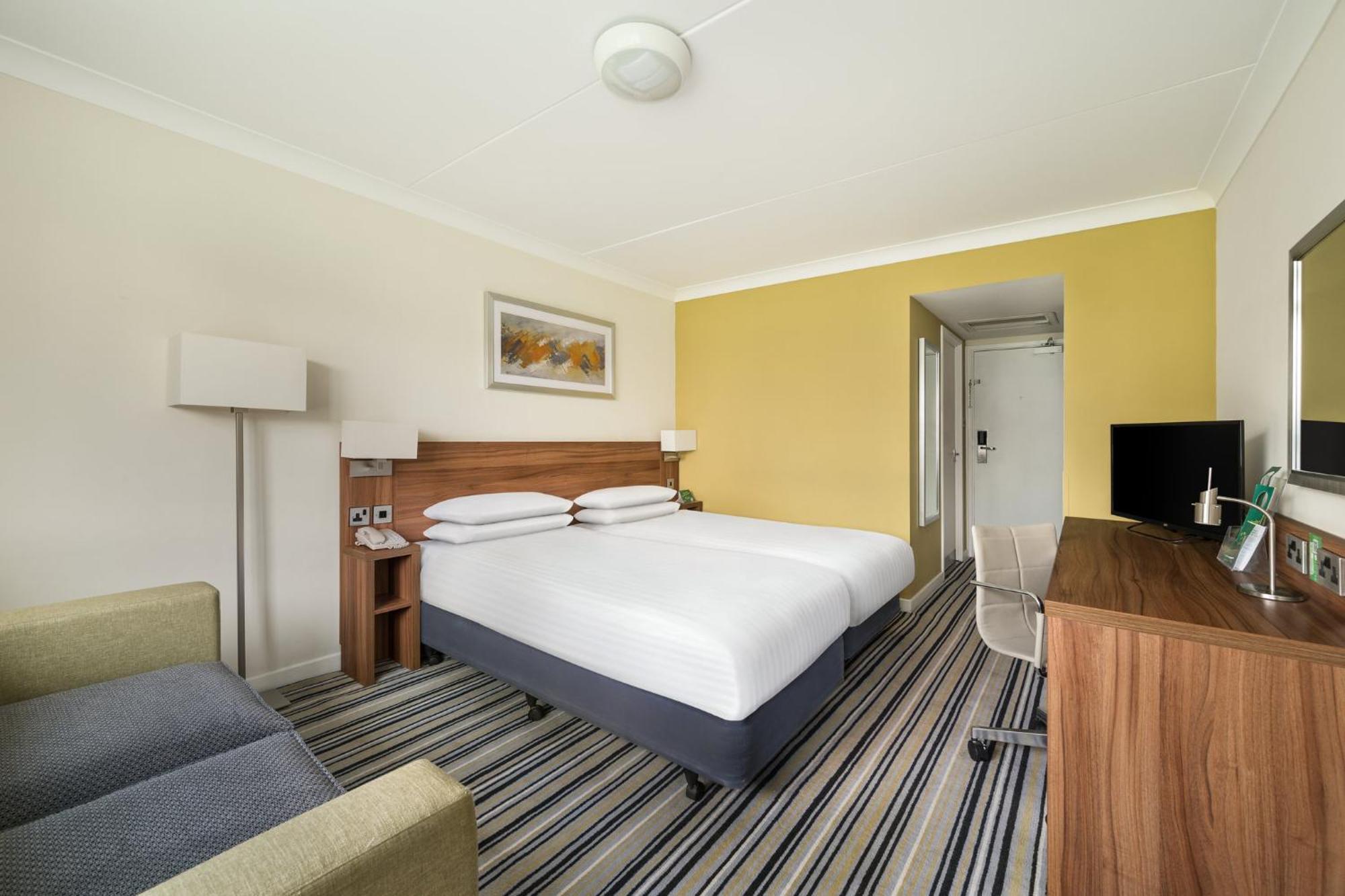Holiday Inn Norwich, Ipswich Road By Ihg Bagian luar foto
