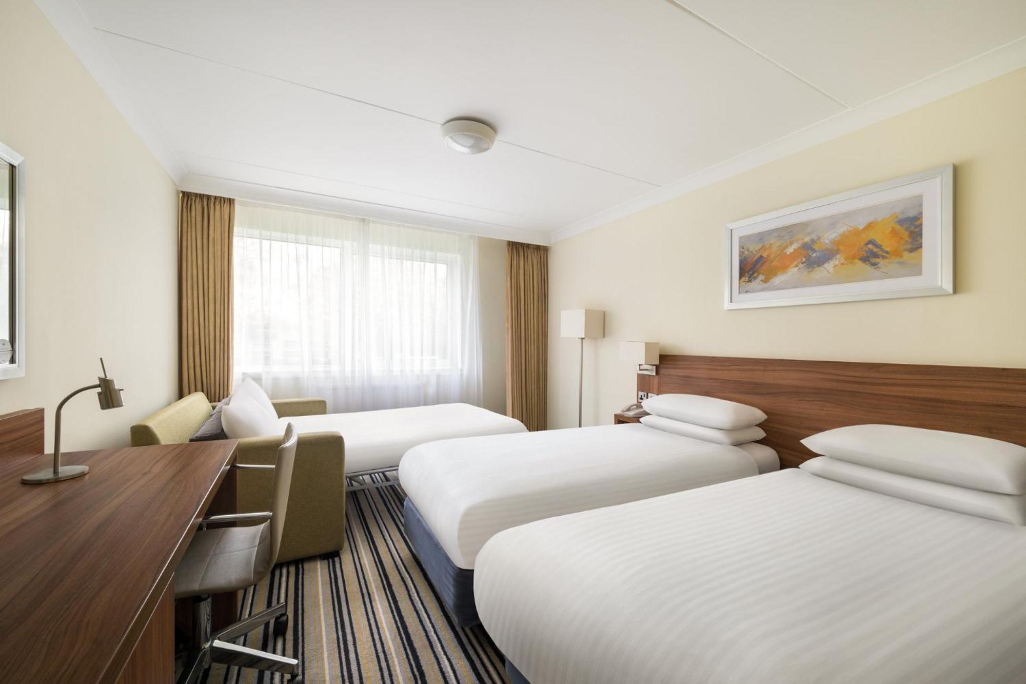 Holiday Inn Norwich, Ipswich Road By Ihg Bagian luar foto